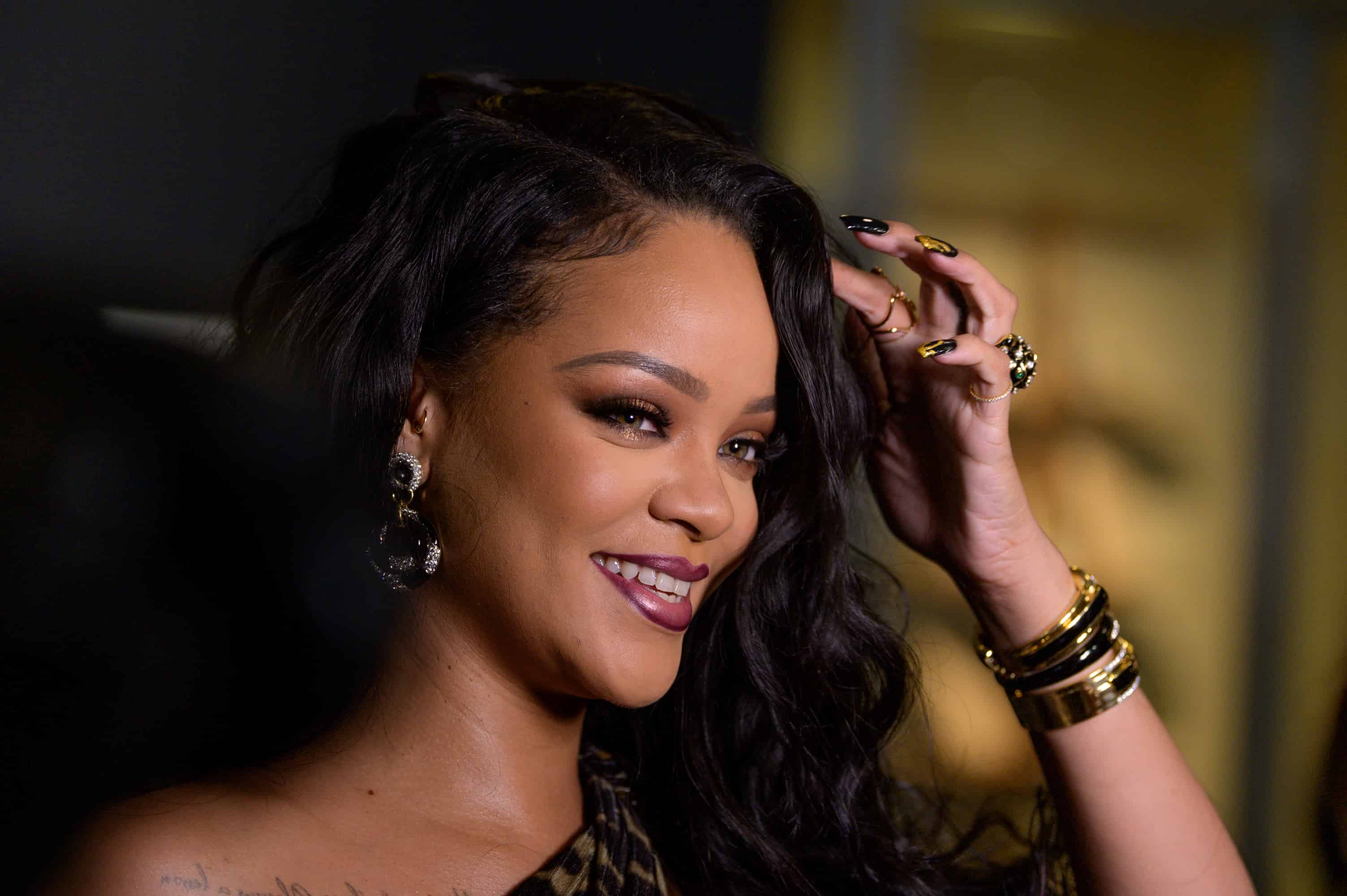 Rihanna Early Life, Career, & More