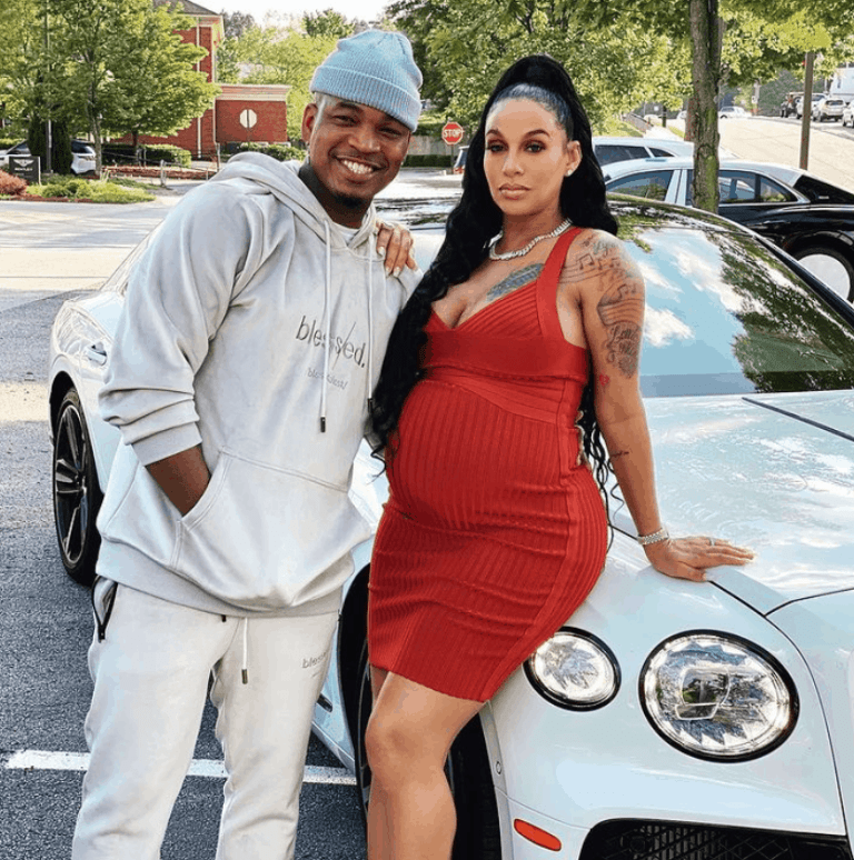 Crystal Smith shares that she and Ne-Yo welcomed their third child together, their baby girl Isabella Rose Smith.