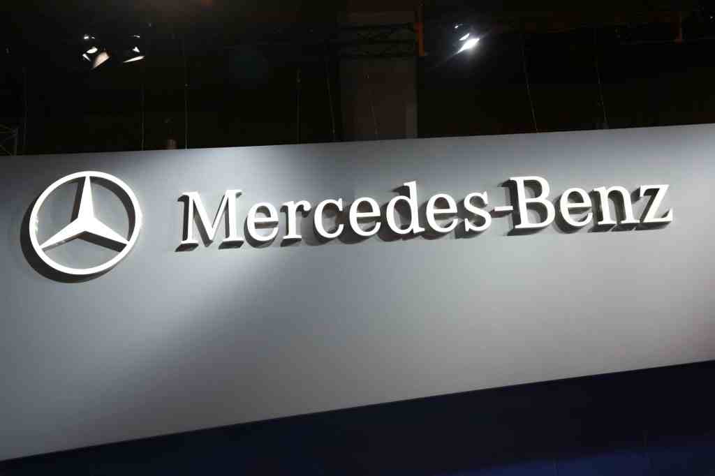 Woman finds stolen Mercedes-Benz