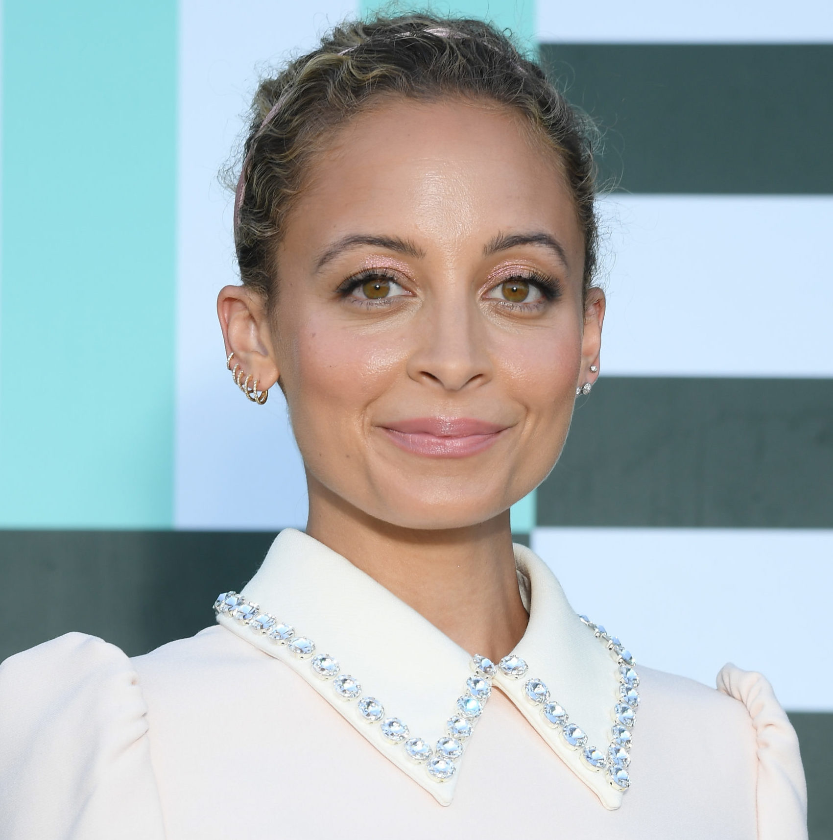 Nicole Richie's Hair Catches Fire While Blowing Out Birthday Candles