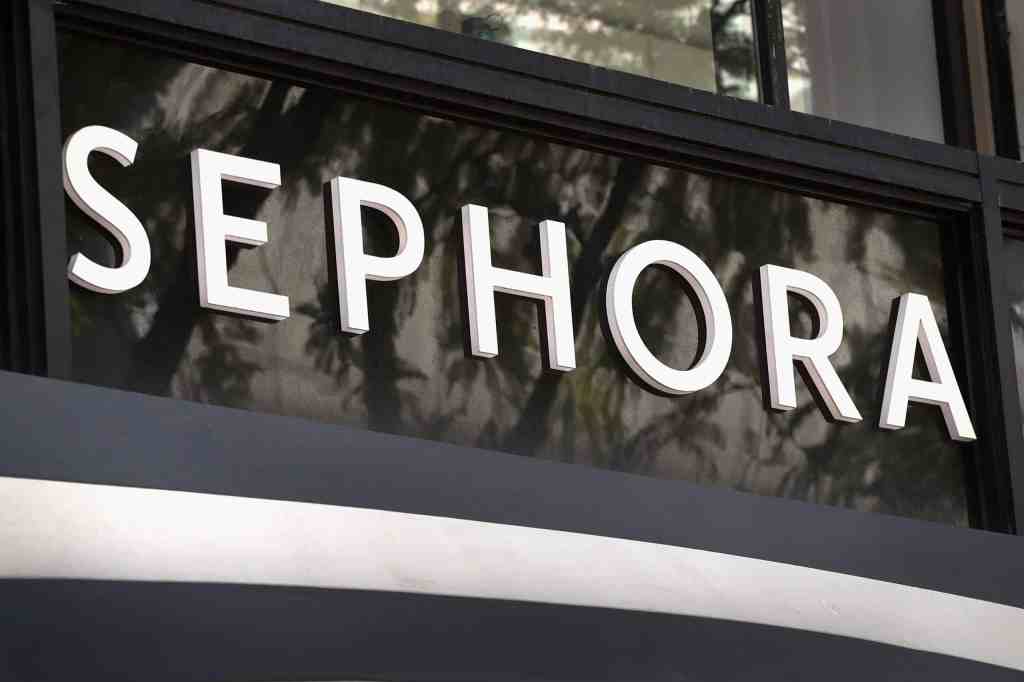 Sephora launches a same-day delivery service that will have products to their customers at least 2 hours after ordering.