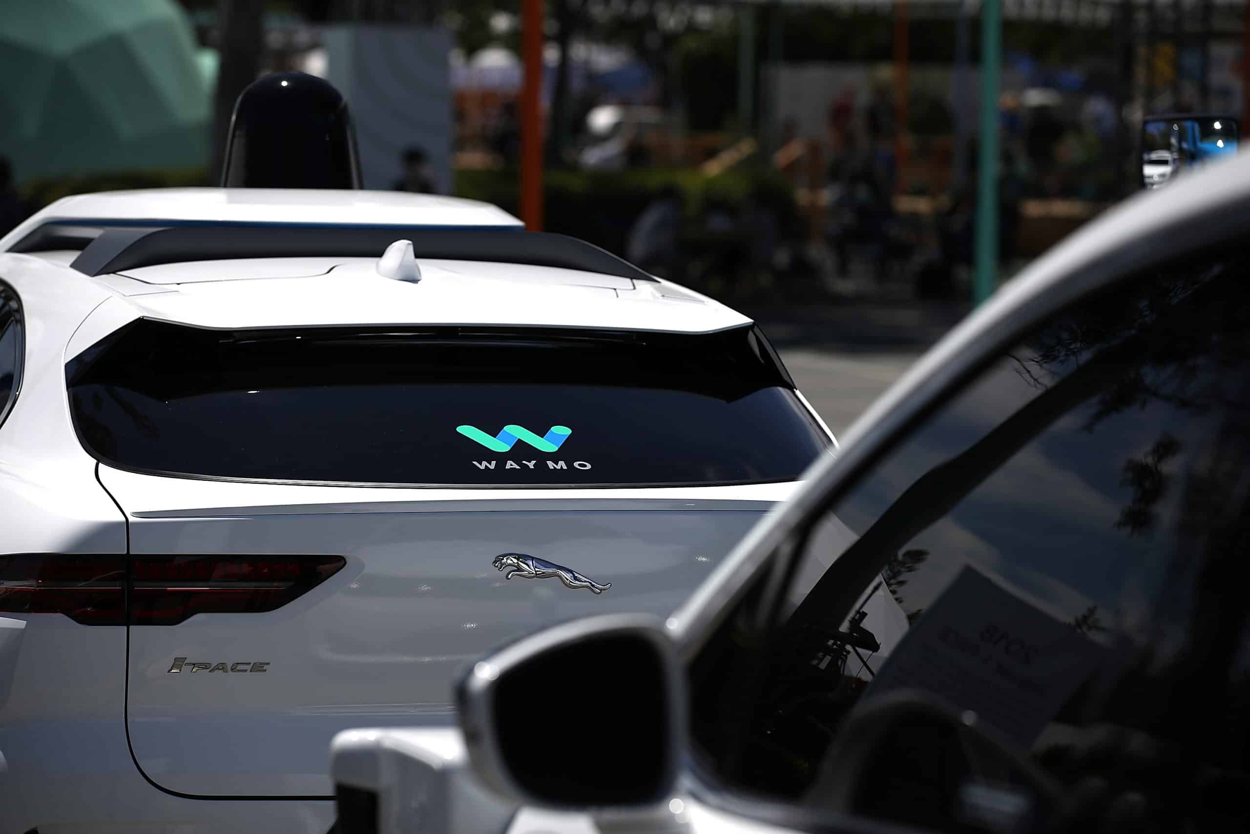 Self-Driving Waymo Cars Flood San Francisco Neighborhood Causing Disruptions To Residents And Holding Up Traffic thumbnail