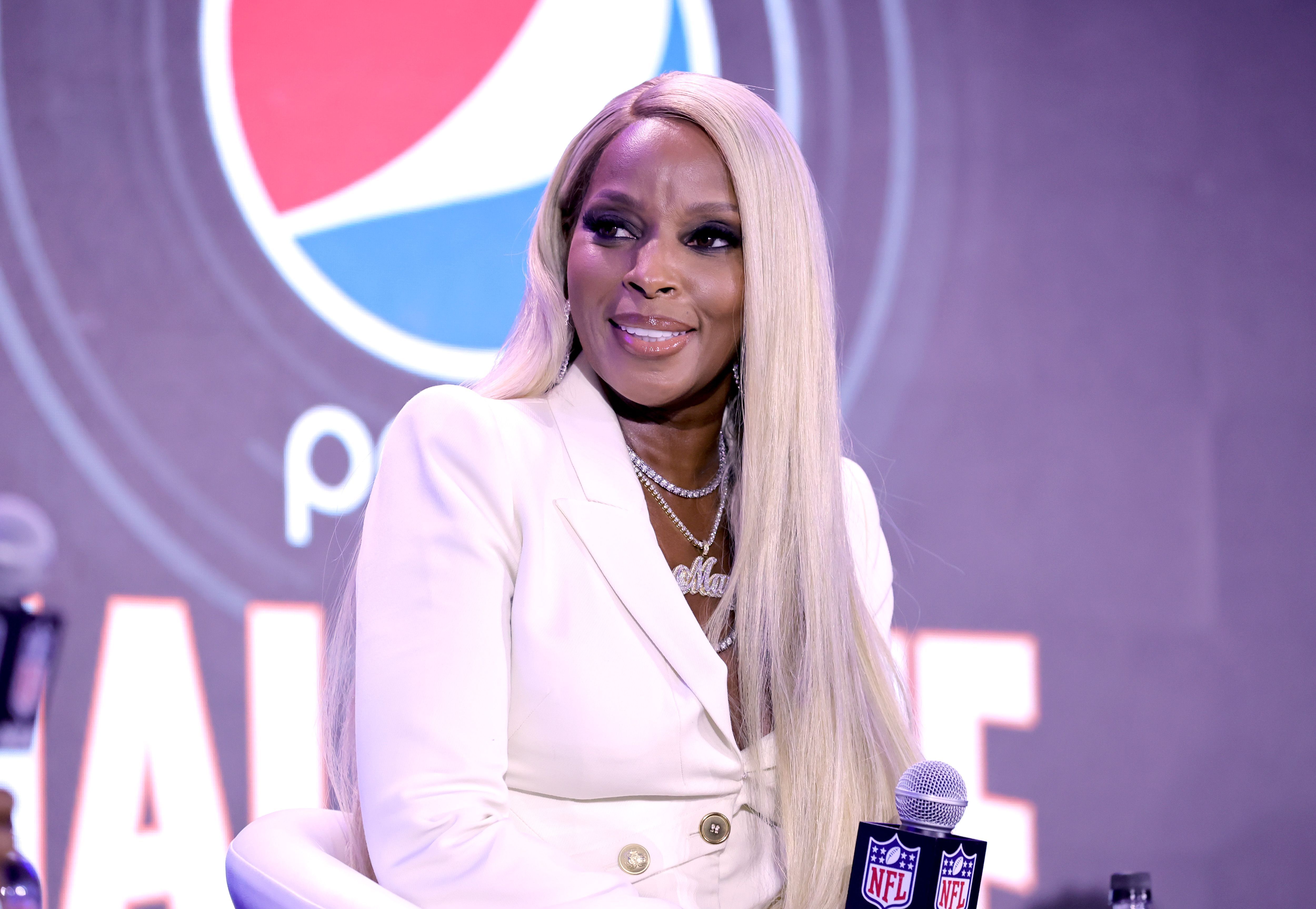 Mary J. Blige Calls Upcoming Super Bowl Performance An "Opportunity Of A Lifetime" While Discussing The Unpaid Gig