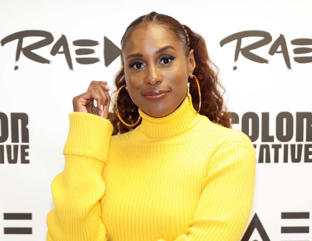 Issa Rae Asks Twitter To Let Her "Eat, Drink And Be Merry" After Shutting Down Pregnancy Rumors