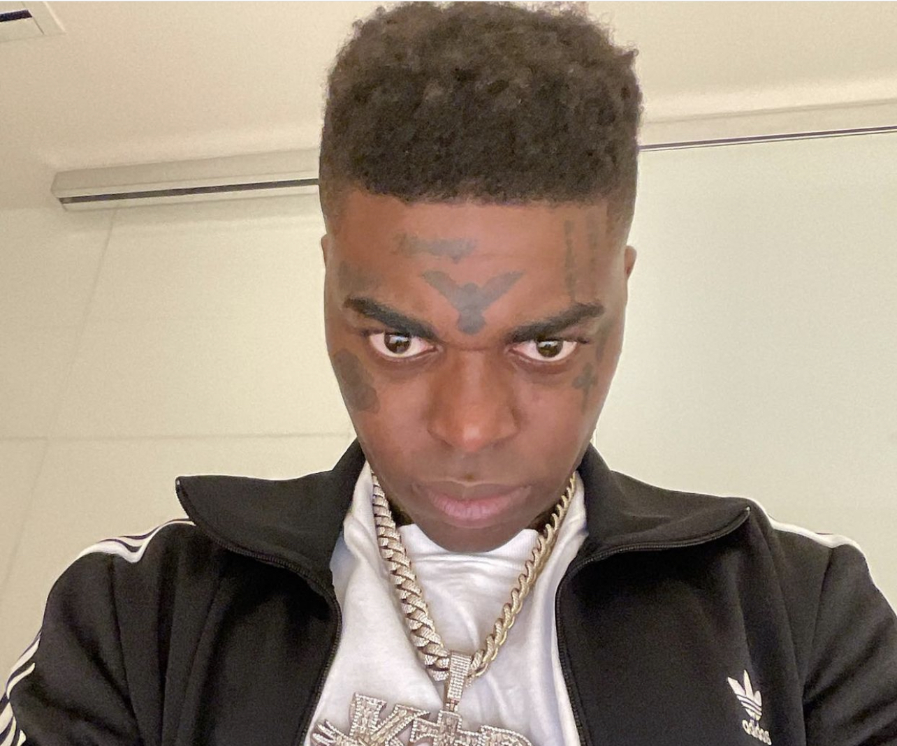 Kodak Black Wishes Fans A Happy Easter From A Wheelchair
