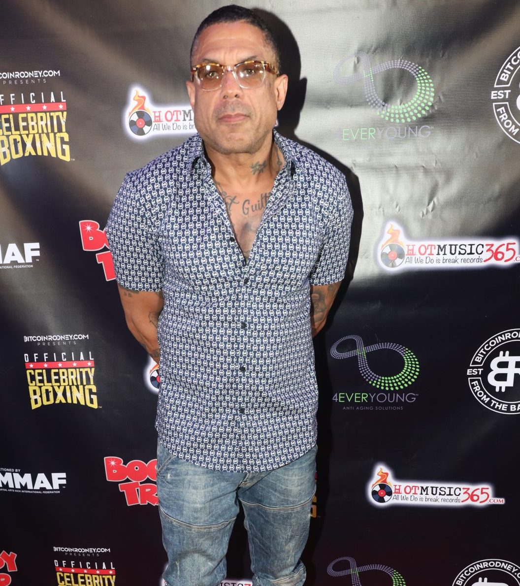 Benzino surrenders to authorities after issued order
