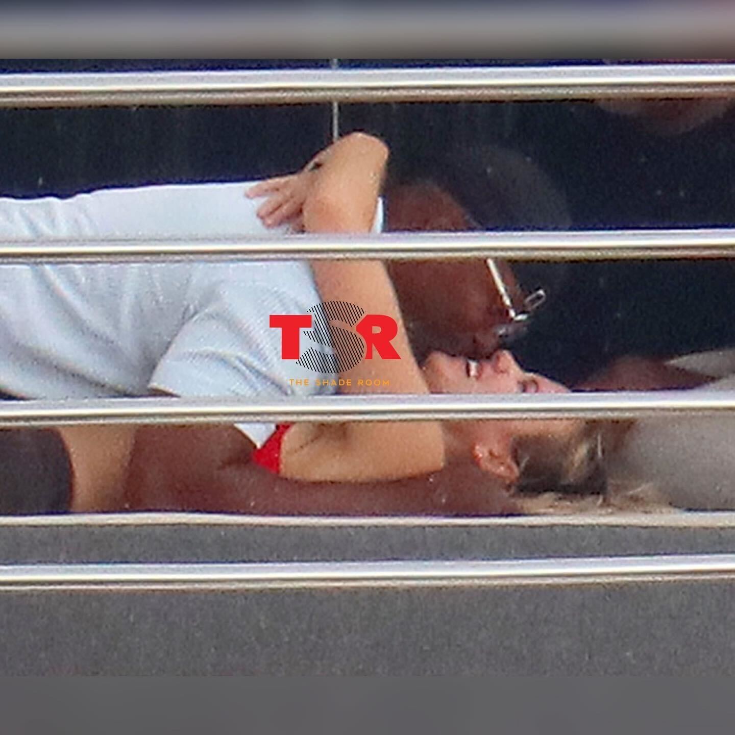 Jamie Foxx Spotted Planting PDA Kisses On Mystery Woman In Cannes