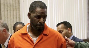 Prosecutor Will Show Video Of R. Kelly Allegedly Having Sex With A Minor