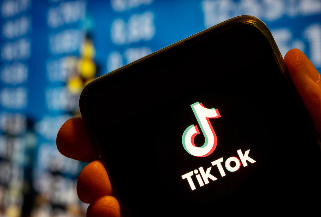 Parents Warn of Viral “Blackout” TikTok Challenge After Second Teen Dies Within Last Few Weeks