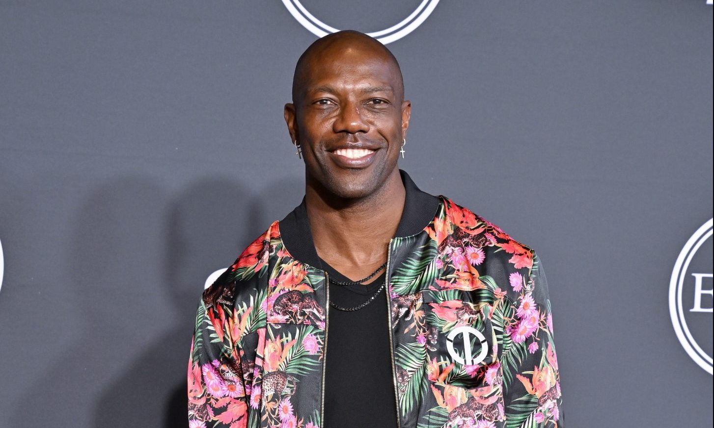 Terrell Owens Shares Video Encounter With A “Karen” In His Neighborhood Who Falsely Accused Him Of Attacking Her