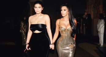 Kim Kardashian Spits Liquor Out At Kylie’s 25th Birthday Party On Yacht (Video)
