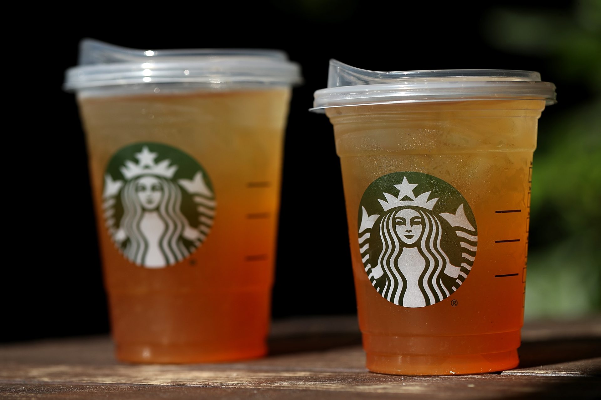 Starbucks Faces Federal Lawsuit After Woman Finds ‘Fruity’ Refreshers Contain No Fruit, Mainly Sugar