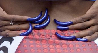 Woman Makes The Guinness Book Of World Records For The Longest Fingernails Ever And Reveals It’s A Tribute To Her Late Daughter