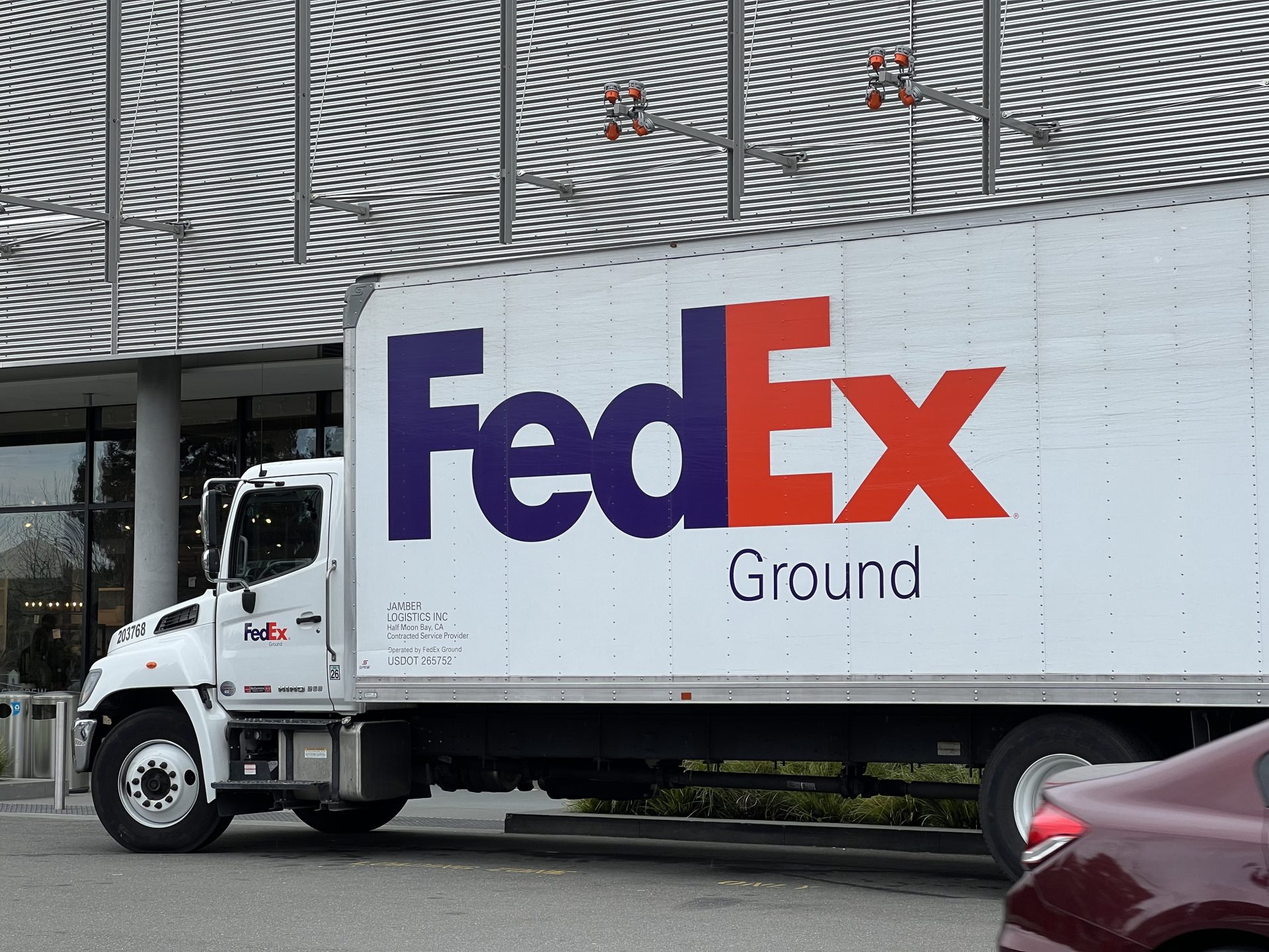 FedEx To Increase Transport Costs In January By Common Of