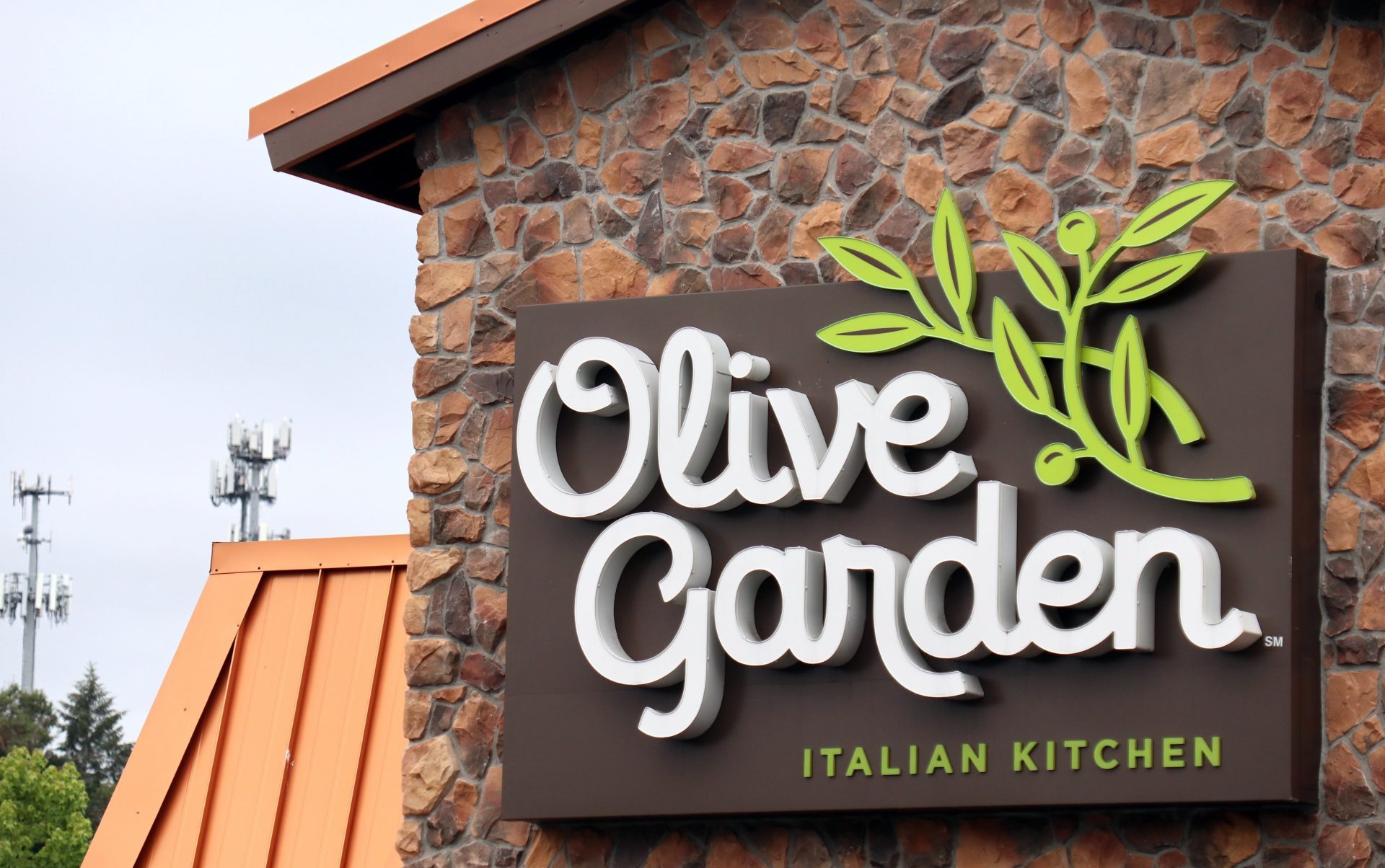 Doing Too Much! Olive Garden Manager Fired After Asking Workers To Prove Their Time-Off Requests