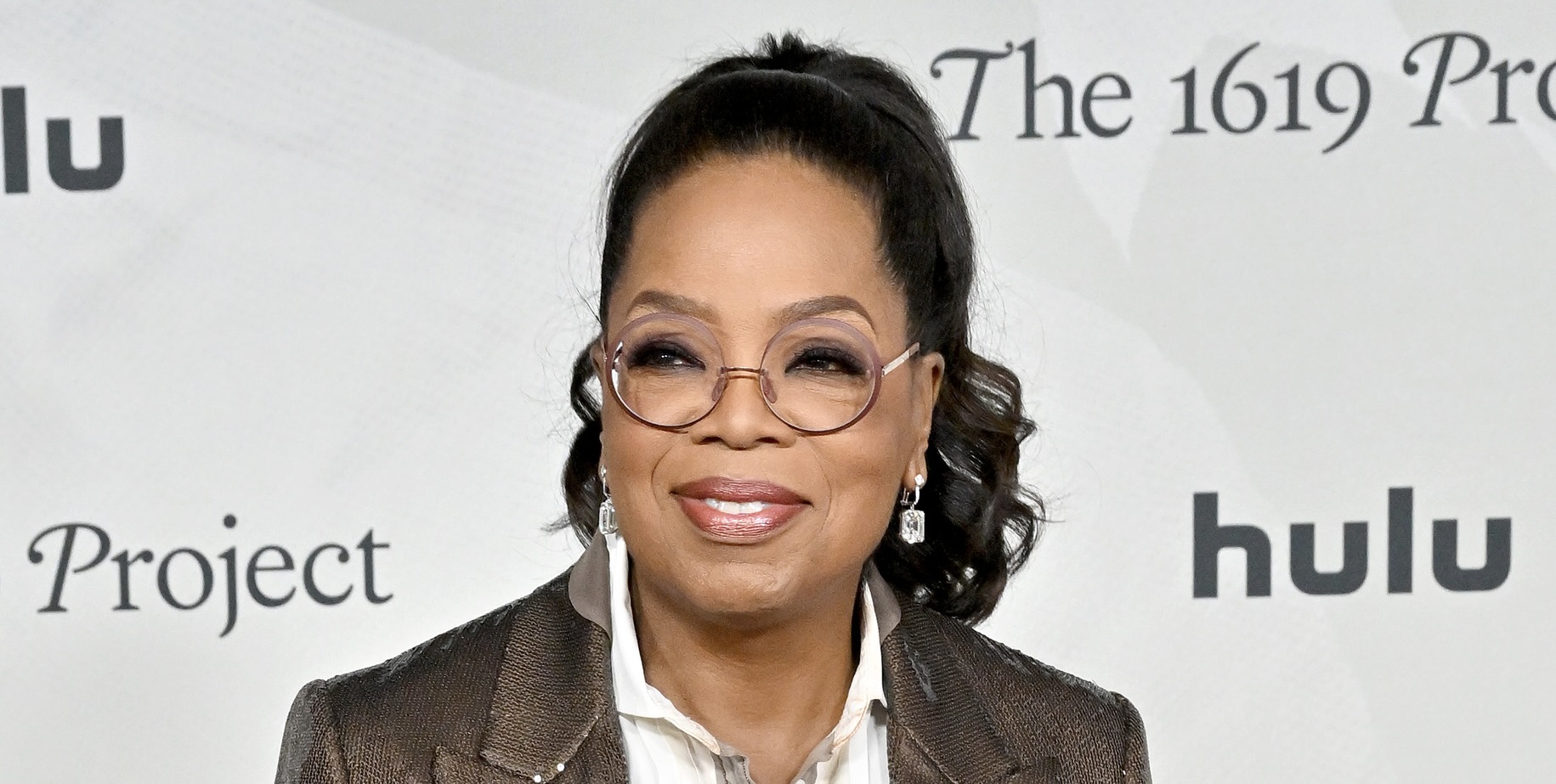 Oprah célèbre son 69e anniversaire lors d’un dîner étoilé