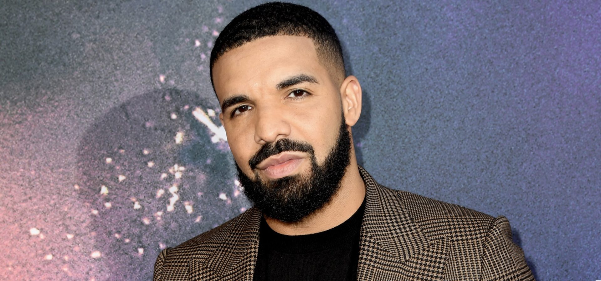 Drake Hangs Up After YouTuber Compliments His ‘Sexy’ Voice