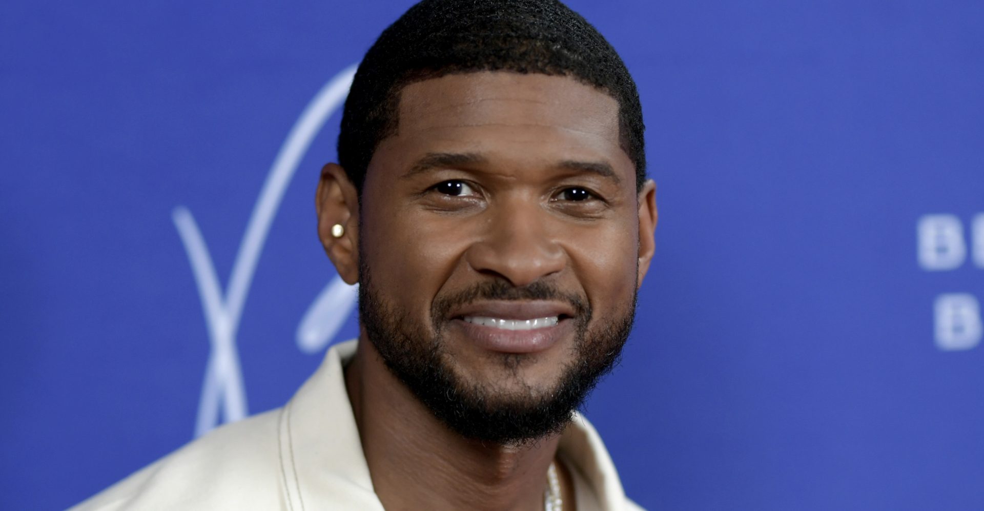 Les fans débattent si Usher pouvait organiser un spectacle à la mi-temps du Super Bowl