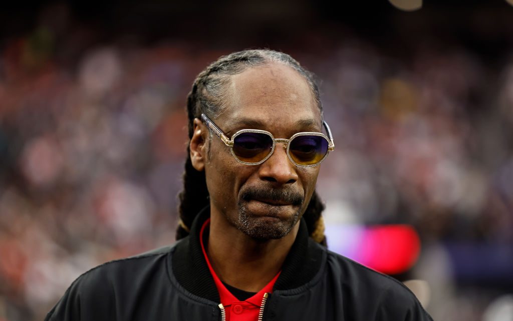 Snoop Dogg Calls Out The GRAMMYs For Snubbing Him