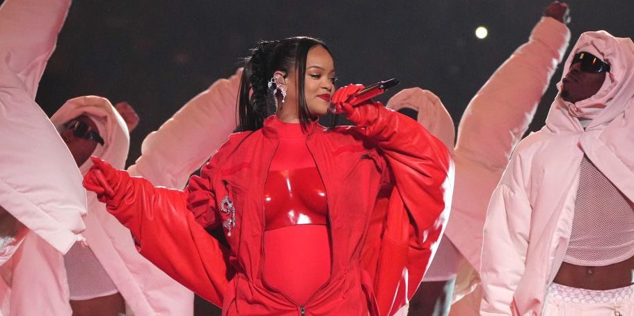 Rihanna’s Super Bowl Halftime Performance Reportedly Received Over 100 FCC Complaints For Being ‘Too Sexualized’