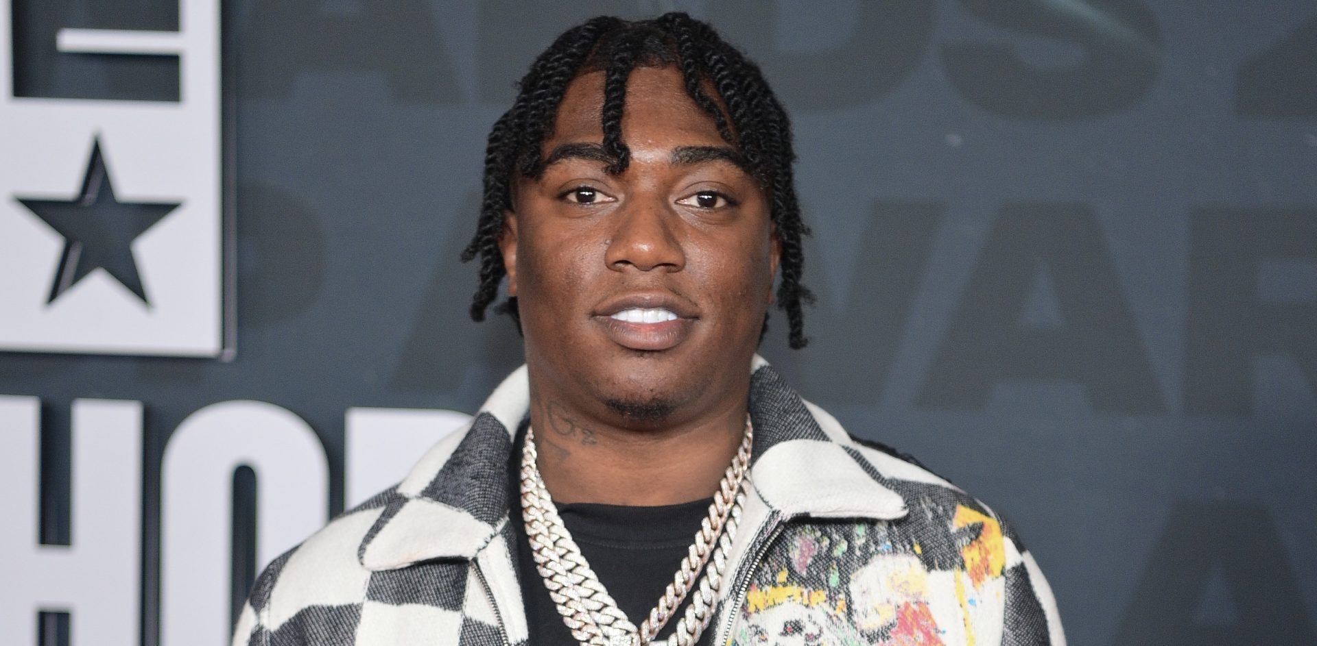Fredo Bang Speculated To Be In Polyamorous Relationship