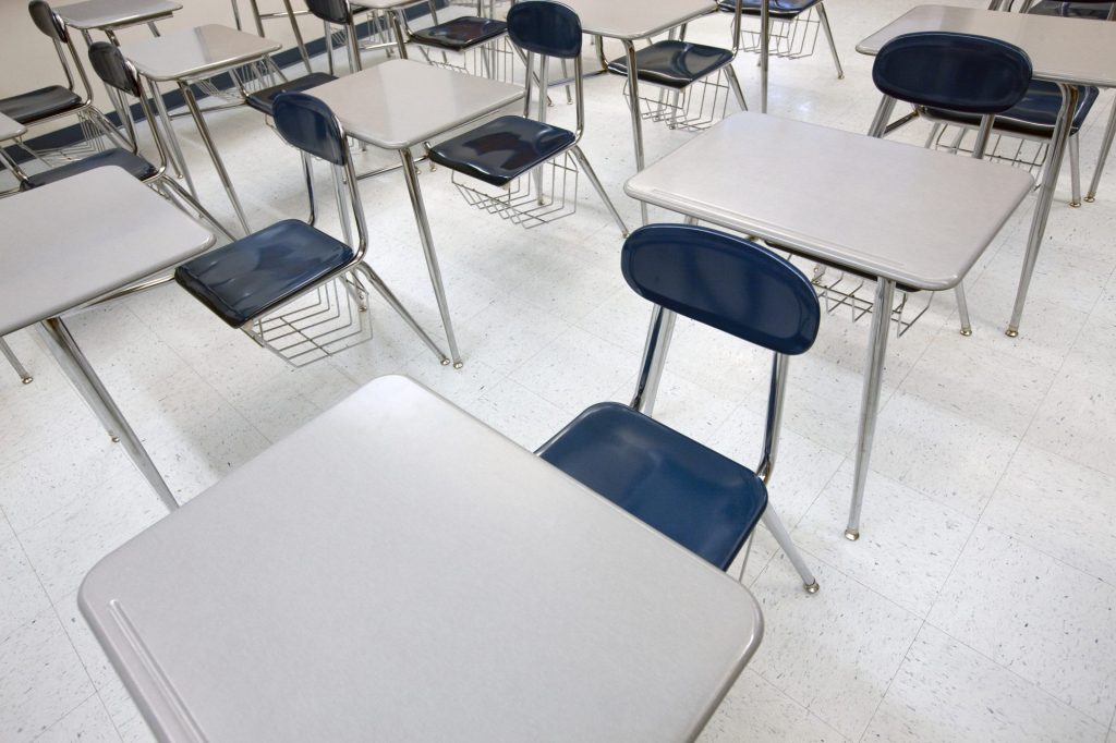 Florida Teacher Accused Of Organizing Fights At Middle School: '30 Seconds, No Screaming, No Yelling, No Phones'