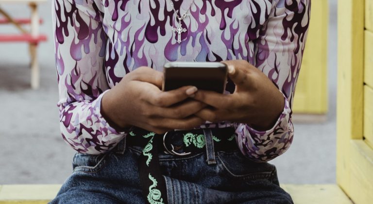 Louisiana Bill Teens Internet Access