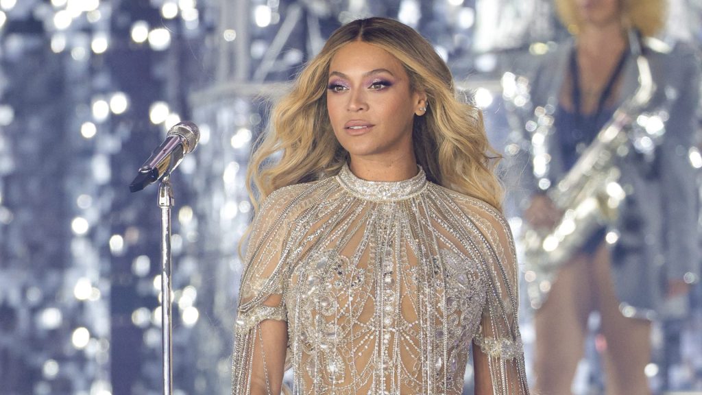 Beyoncé Unveils Mystery Parfum Available For Pre-Order In US & Canada