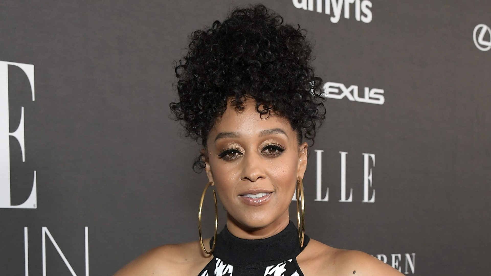 WATCH: Tia Mowry Shares Words Of Encouragement To Women Struggling To Leave A ‘Toxic’ Relationship thumbnail
