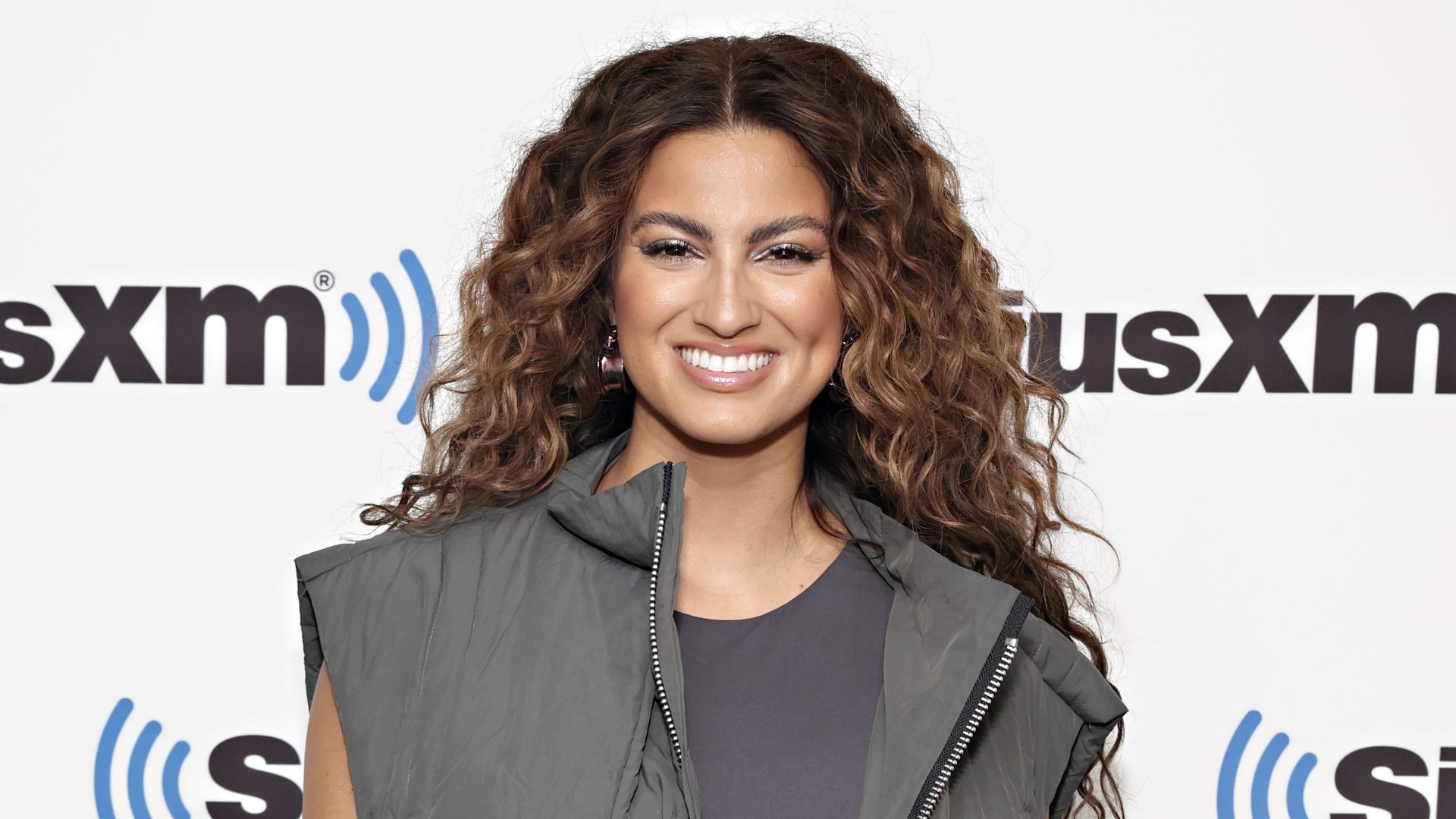 Tori Kelly Shares A Health Update With Fans & Reflects On ‘Confusing’ Medical Scare And Hospitalization