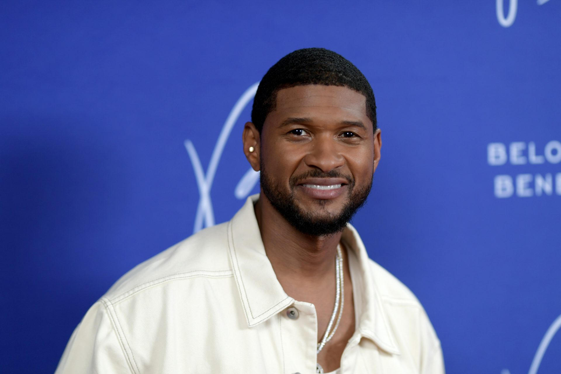 Usher Tells Fans What To Expect After Revealing He's Headlining The 2024 Super Bowl Halftime Show (Video)