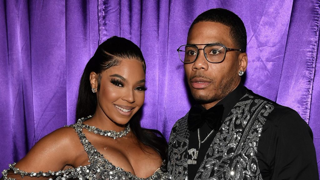 Bun In The Oven? Social Media Users Speculate Ashanti May Be Expecting (Video)