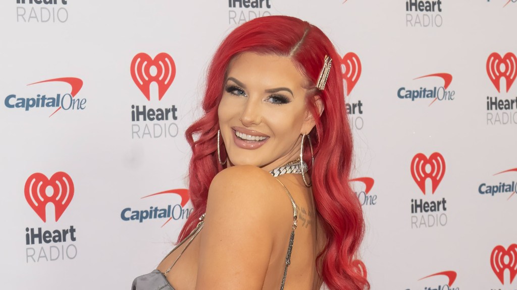 Justina Valentine Is Back ‘Rapping Things Up’ With A 2023 Freestyle! | TSR SoYouKnow