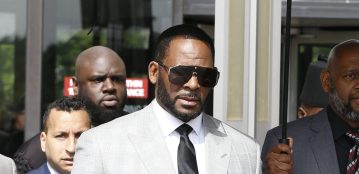 CHICAGO, ILLINOIS - JUNE 06: Singer R. Kelly leaves the Leighton Criminal Courthouse on June 06, 2019 in Chicago, Illinois. The singer appeared in front of a judge to face new charges of criminal sexual abuse.