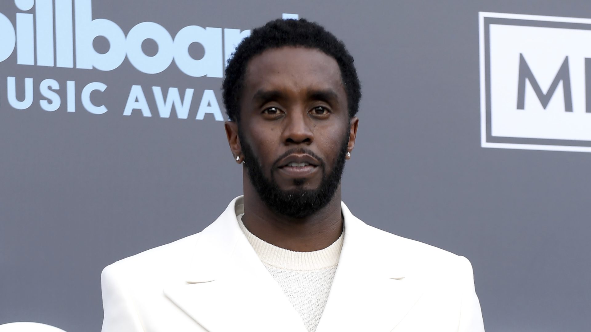 Diddy’s Lawyer Speaks Out After He’s Accused Of Sexual Assault & Harassment By Former Male Employee thumbnail