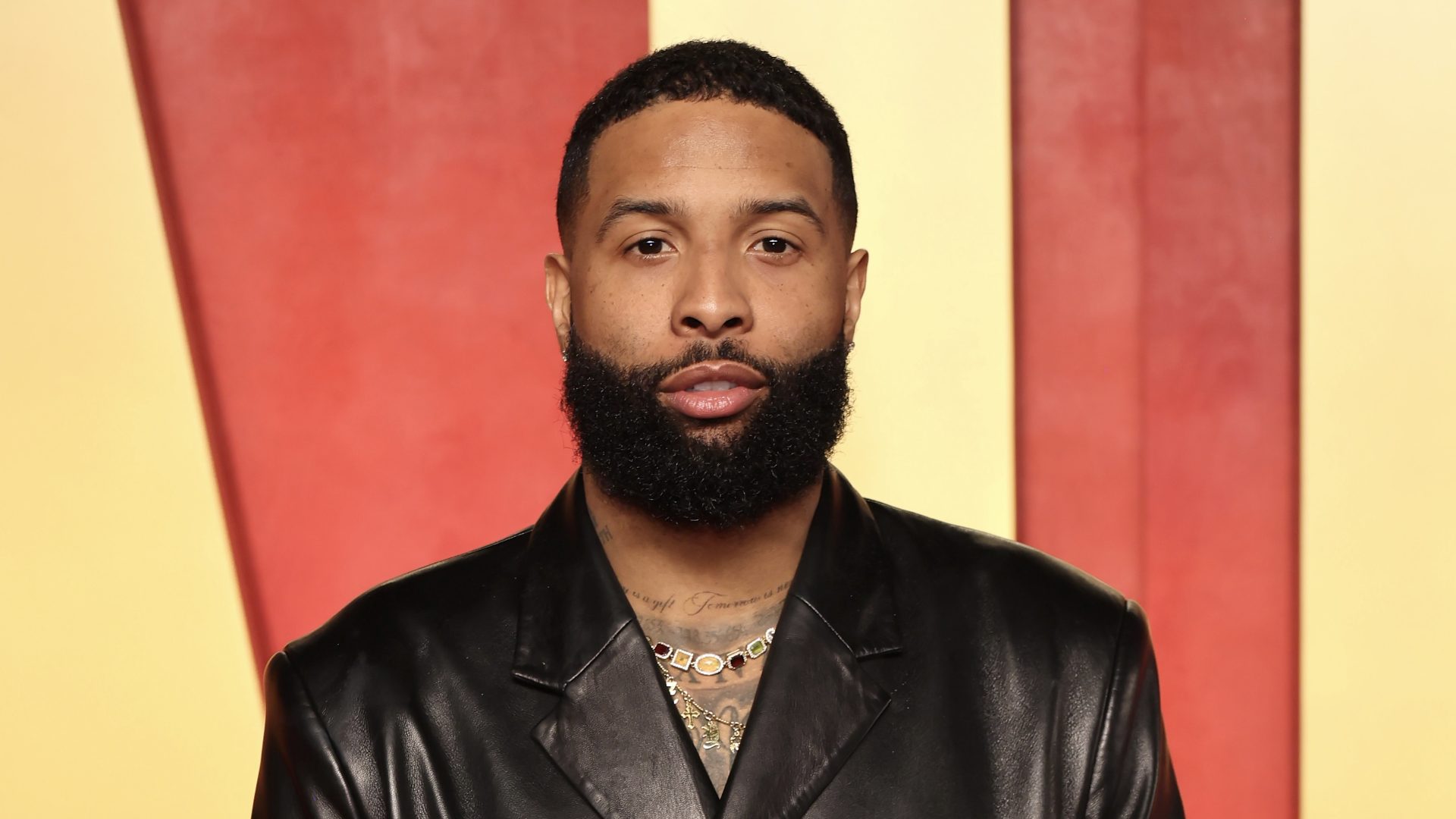 Whew! Social Media Goes IN After Odell Beckham Jr. Shares Viral “Date Night” Photos With His Mom thumbnail