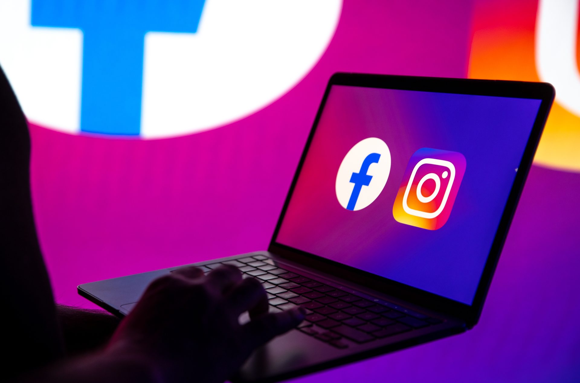 Facebook & Instagram Issue Resolved After Being Down