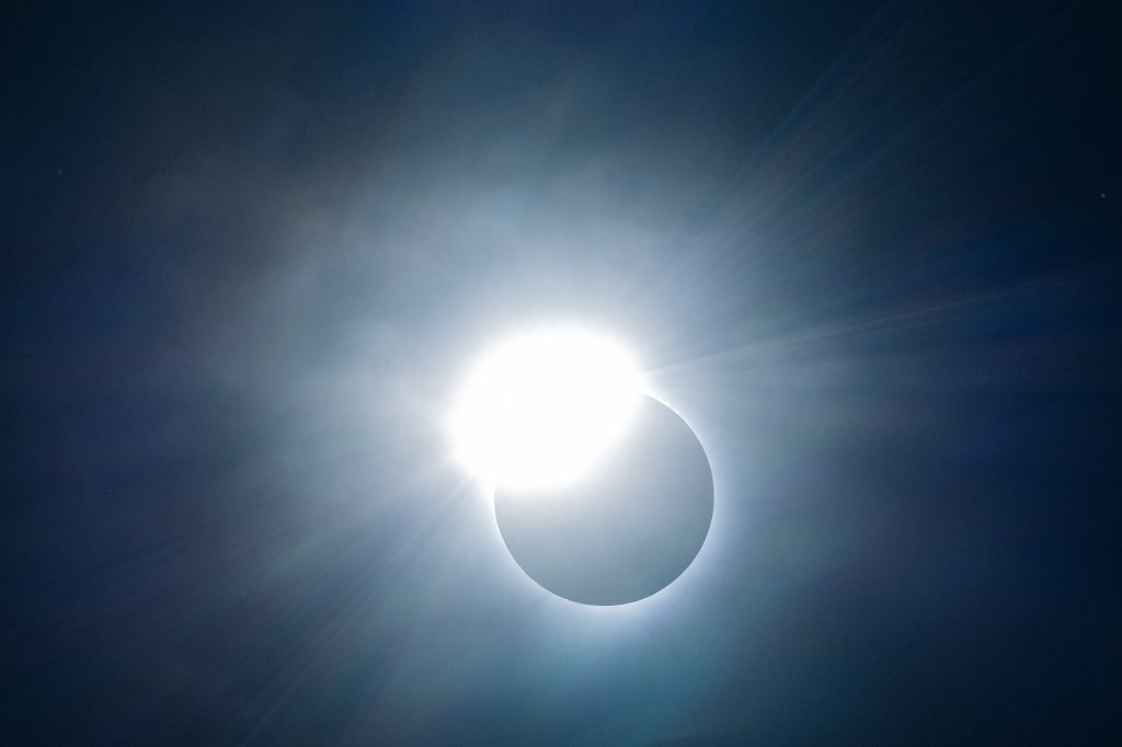An Influencer Terrified Of The Solar Eclipse Kills Kids & Boyfriend