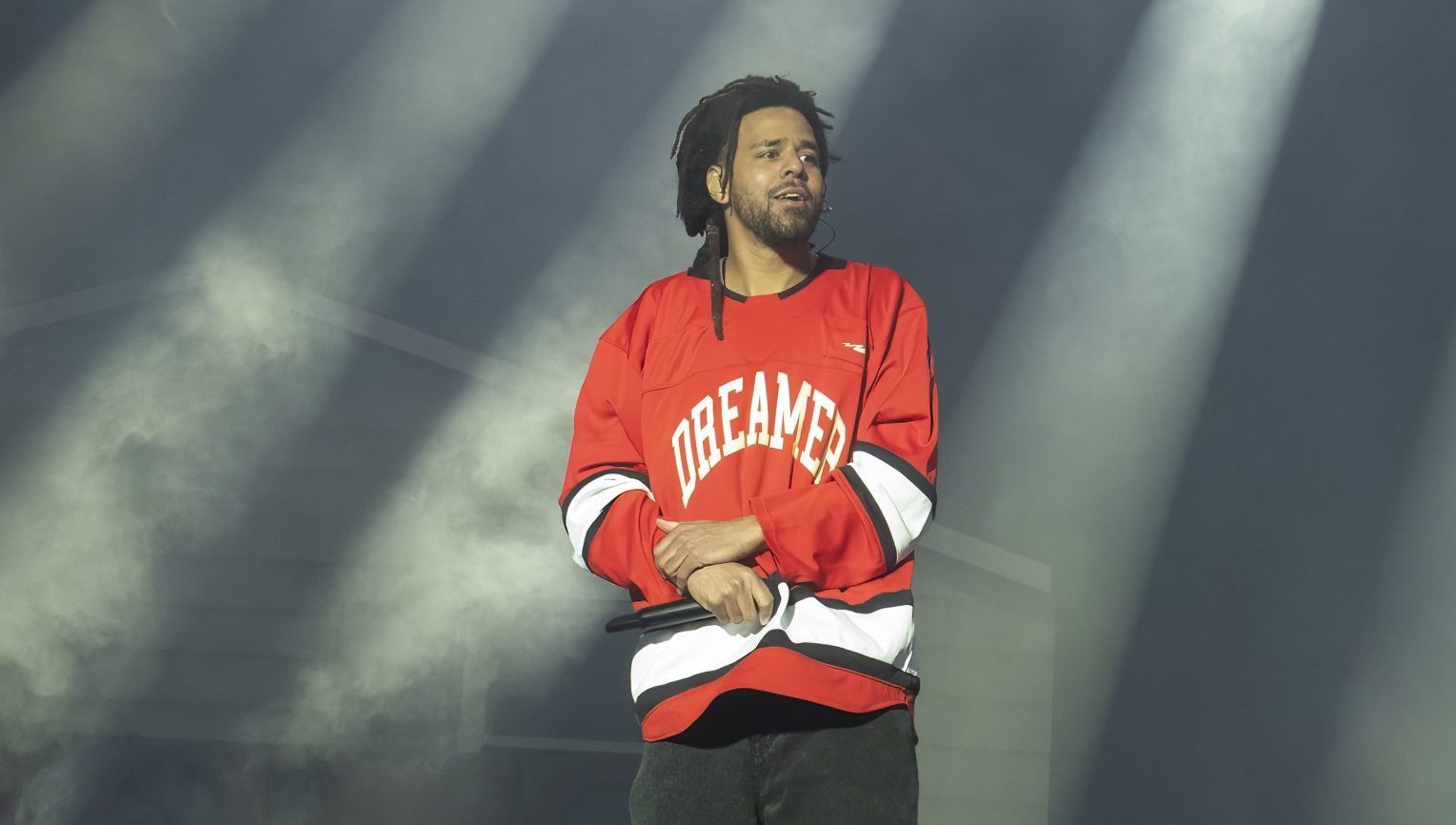 Surprise, Surprise! J. Cole Makes First Stage Appearance Since Apology To Kendrick Lamar (VIDEOS)  thumbnail