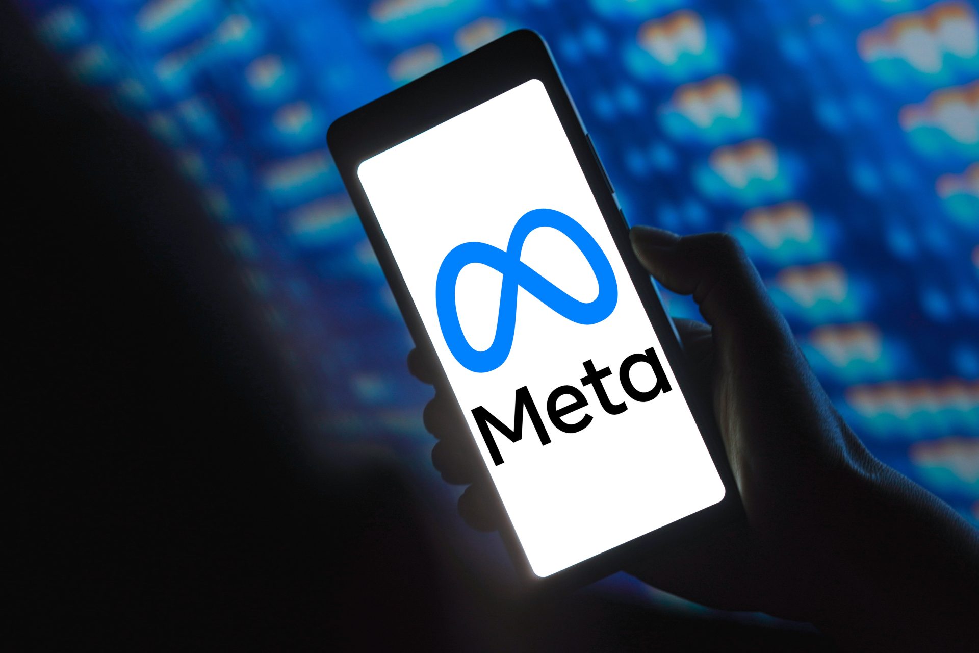 Meta’s AI Image Generator Reportedly Struggles To Create Interracial Couples Or Friend Groups thumbnail