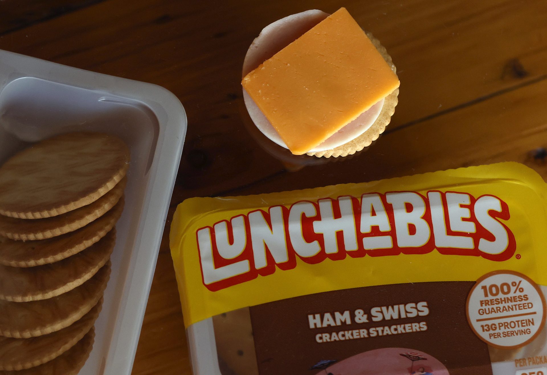 USDA Urged To Remove Lunchables From School Menus After Consumer Reports Find High Levels Of Lead thumbnail