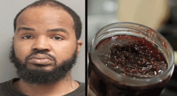 Houston Restaurant Employee Caught Rubbing His Body Parts In Food | TSR Investigates