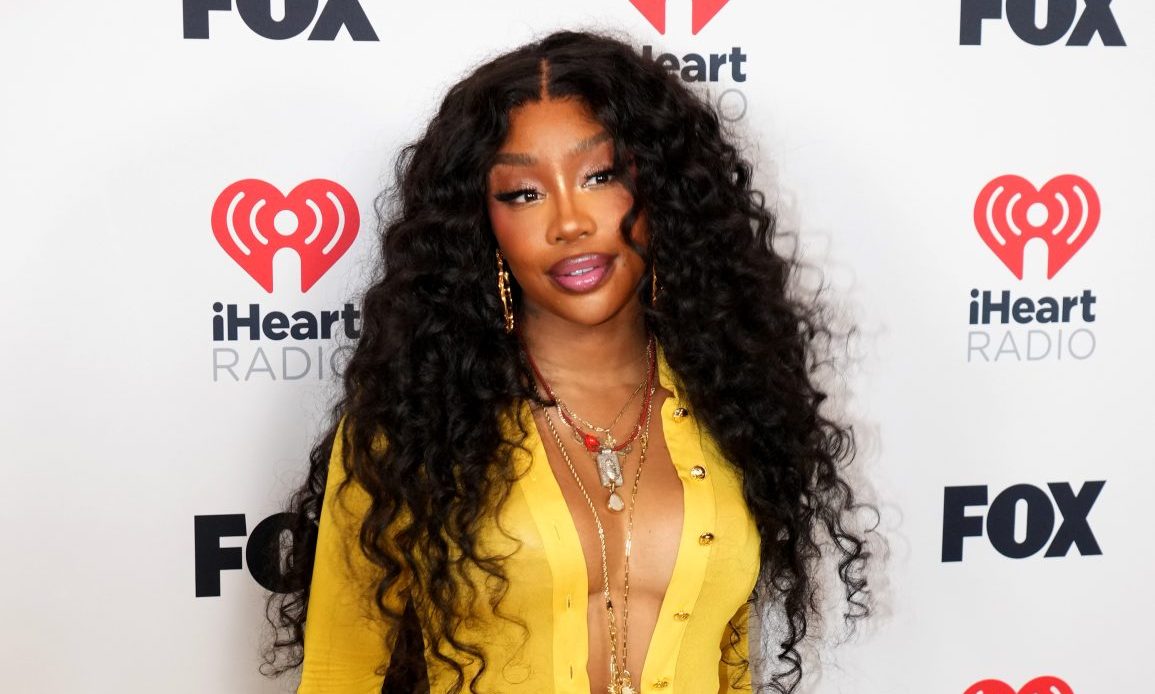 Oop! SZA Is Sick Of Y'all Calling Her An R&B Artist & Here's Why