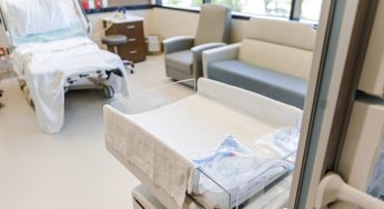 Family Reportedly Sues Florida Hospital After Alleging Staff Fatally Broke Newborn Baby’s Neck & “Didn’t Tell Anybody”