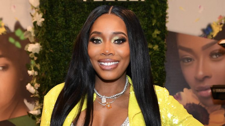 Okay! Yandy Smith Turns Heads After Flexin' Her Vocals/Singing (VIDEO)