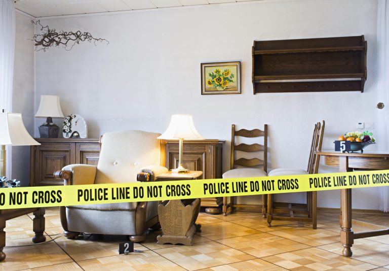 Say WHAT?! Father, Simon Vickers, Is Accused Of Fatally Stabbing 14-Year-Old Daughter, Scarlett Vickers, While Play Fighting In Kitchen