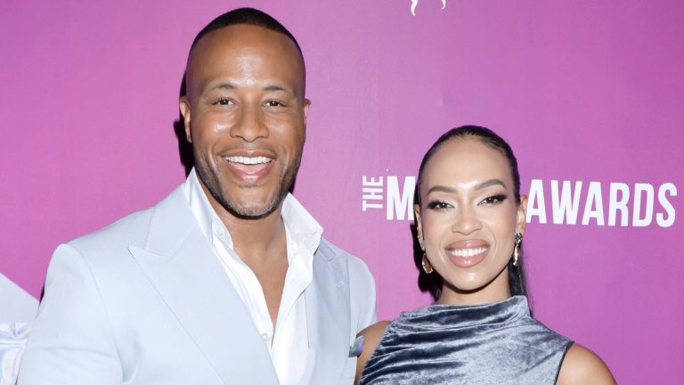 In Bliss! DeVon Franklin Shares Footage Of His Romantic Sunset Proposal To Maria Castillo In Hawaii (WATCH)