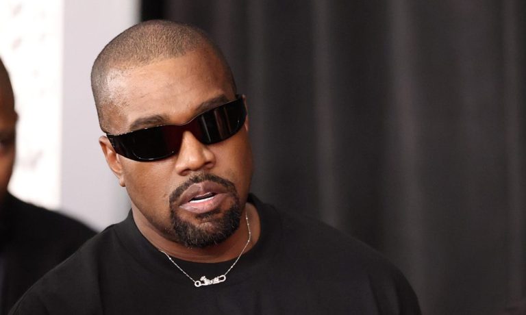 Kanye West Ye Compares Drake, R Kelly During Thoughts On Kendrick Lamar Super Bowl Show