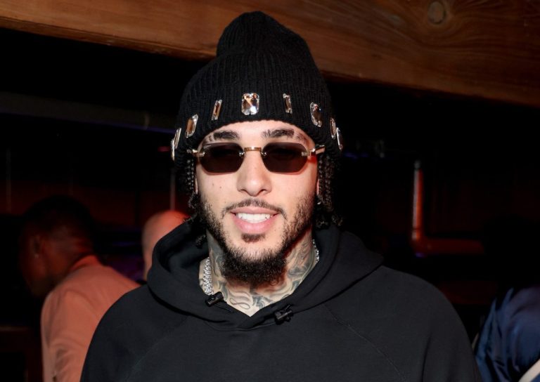 LiAngelo Ball's New Boo Rashida Nicole Says MissNikkiiBaby Was Plotting To Dip For Floyd Mayweather