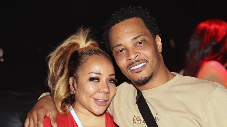 Reppin' His Lady! T.I. Trends After Steppin' Out While Wearing THIS For His Wife Tiny Harris (VIDEOS)